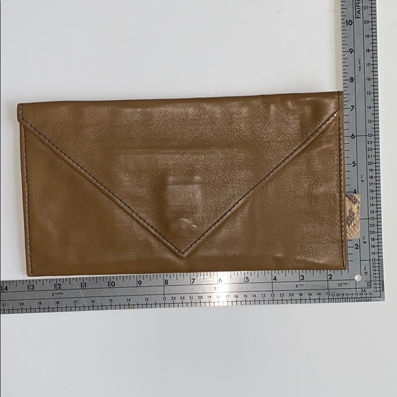 Clutch by JZAR Limited edition 
Hand made in Italy - Picture 3 of 9